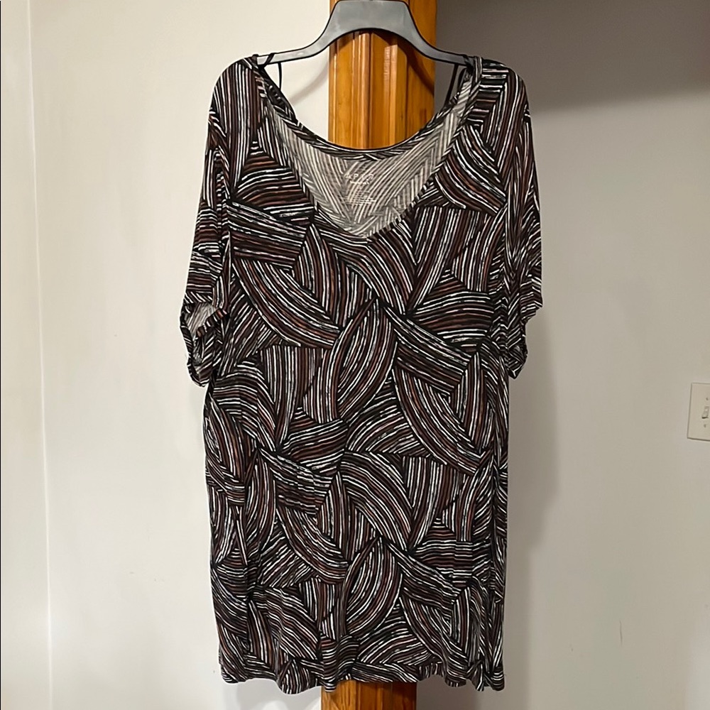PLUS SIZE SHORT SLEEVE TUNIC